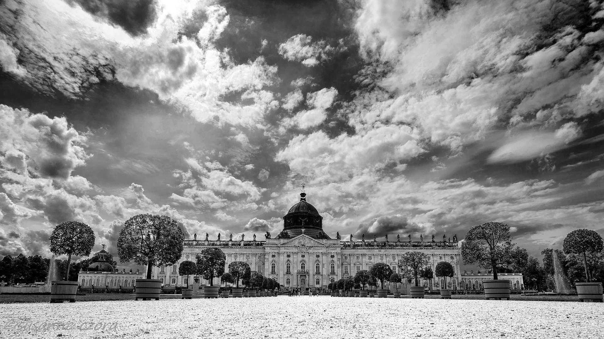 der Himmel über dem Neuen Palais