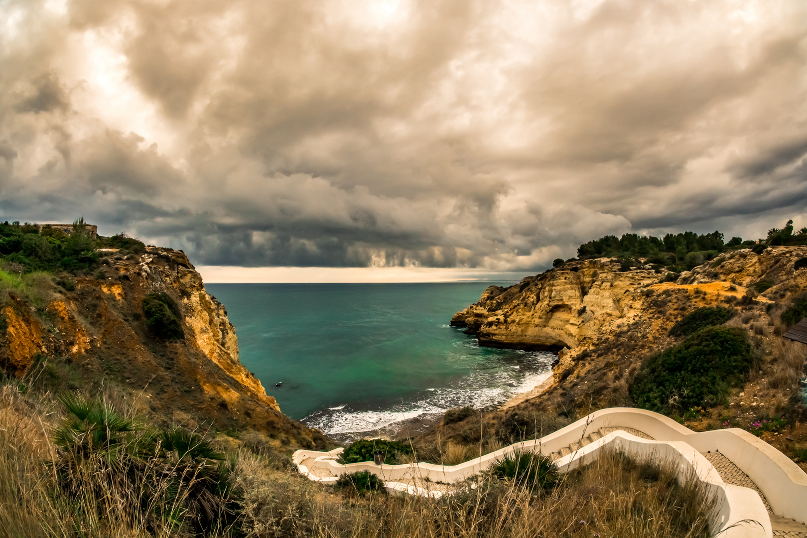 Der Himmel über der Algarve ist nicht immer nur blau