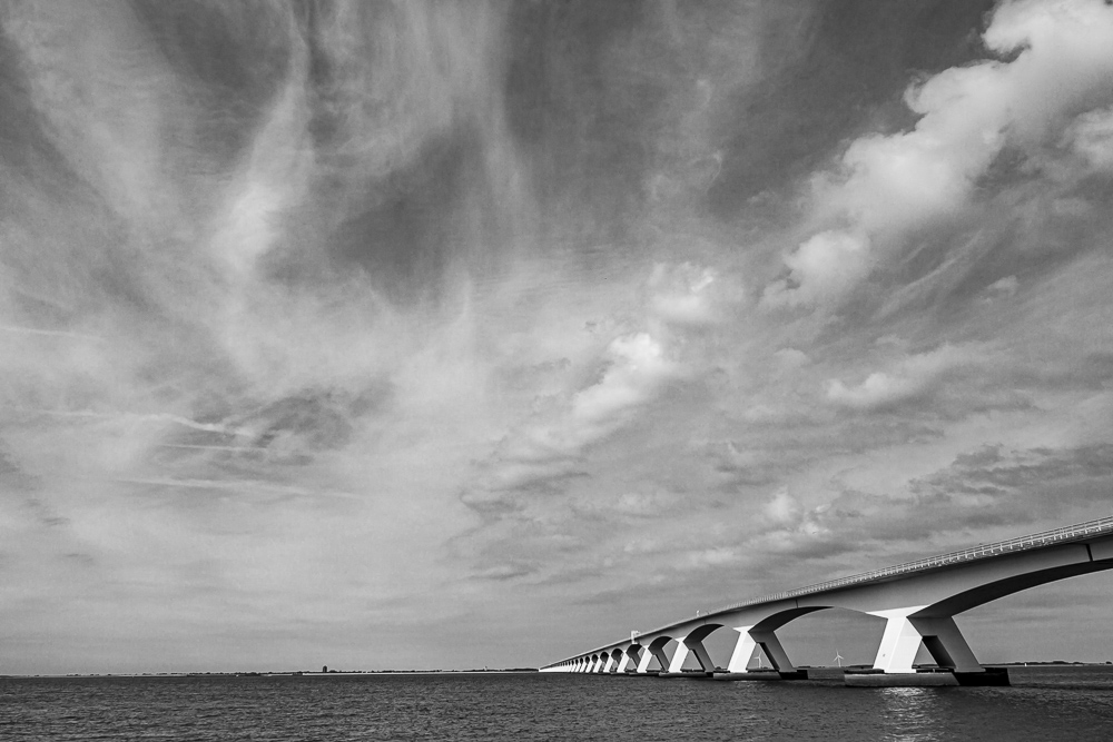 Der Himmel über der Oosterschelde