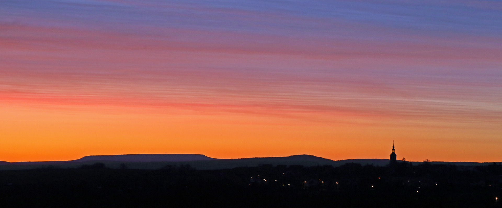 Der Himmel über der Sächsischen Schweiz und darüber hinaus brannte gestern morgen...