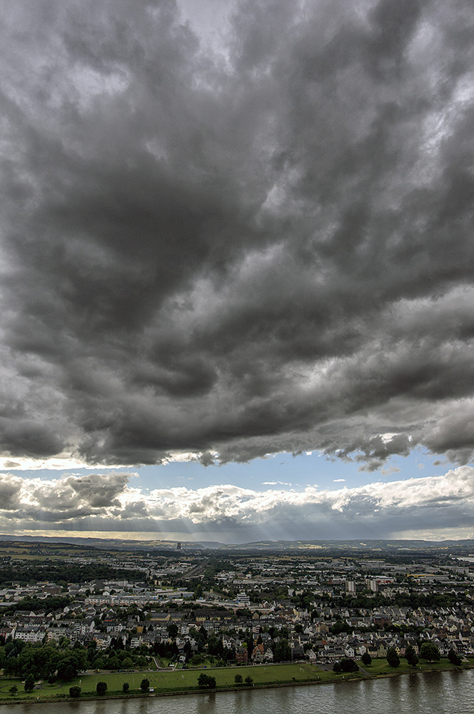 Der Himmel über Deutschland - Koblenz und KKW Mülheim-Kärlich