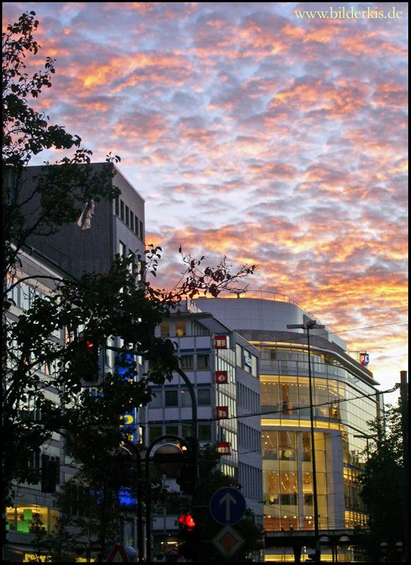 Der Himmel über Düsseldorf...