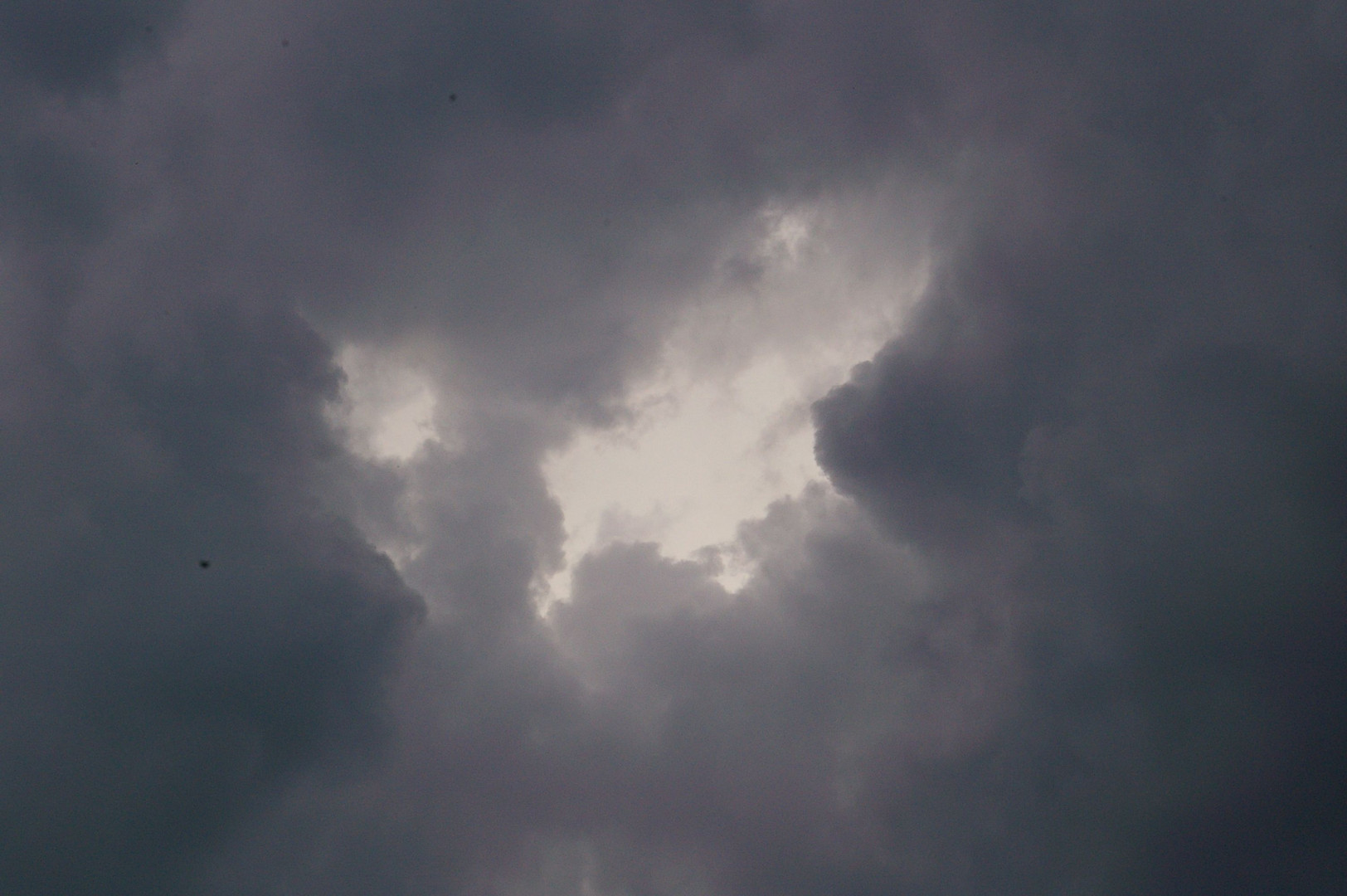 Der Himmel über meinem Balkon 2011