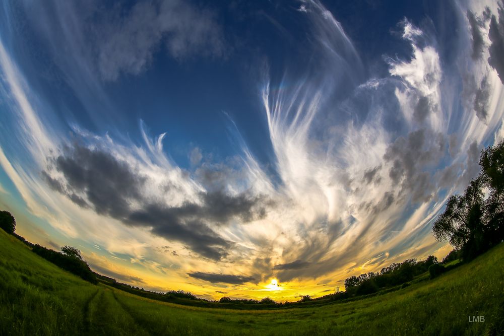 Der Himmel über meinem Feld