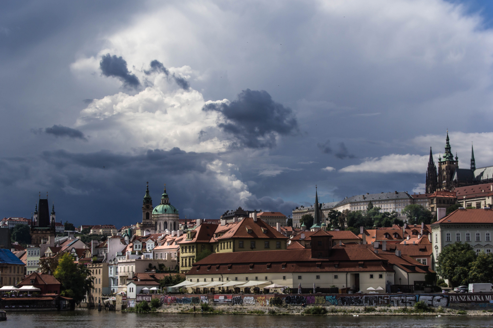 Der Himmel über Prag