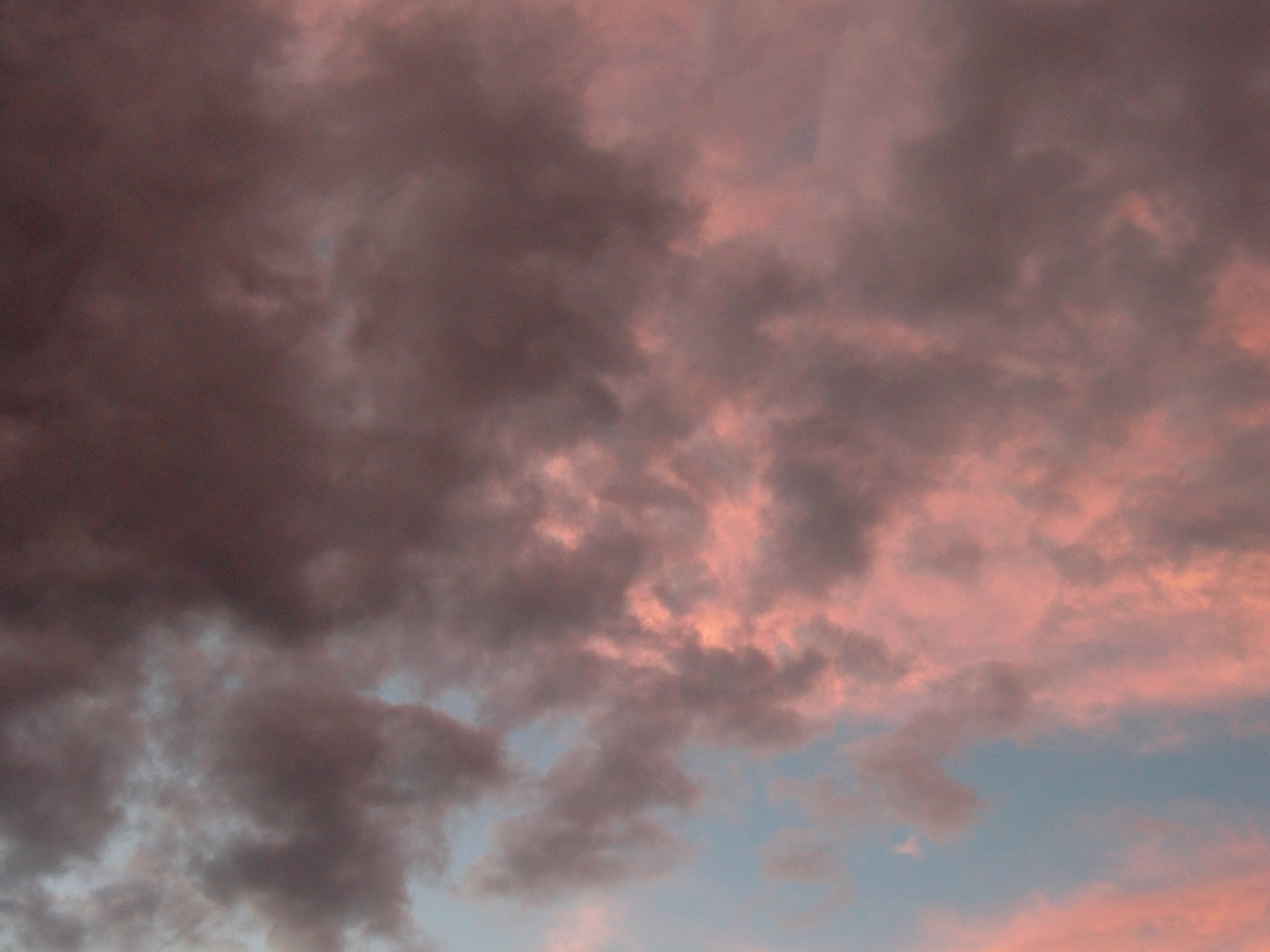 Der Himmel über Würzburg am 23.06.2013 (12 - letztes Bild der Serie)