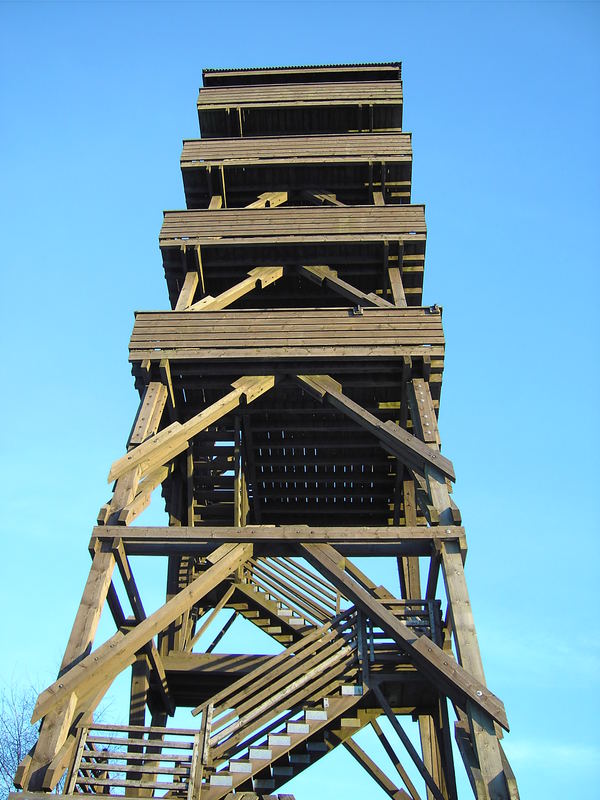 Der Hölzerne Turm