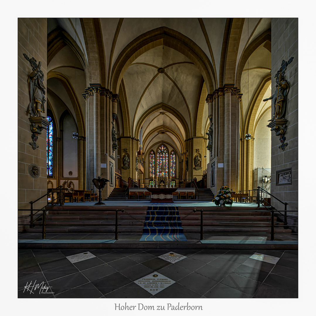  Der Hohe Dom zu Paderborn " Gott zu Gefallen..."