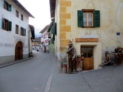 Der Holzschnitzer in Müstair ...