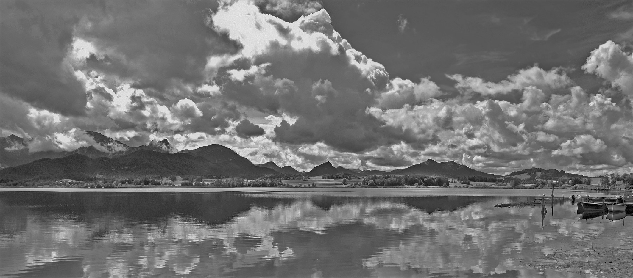 Der Hopfensee und die Wolken.....