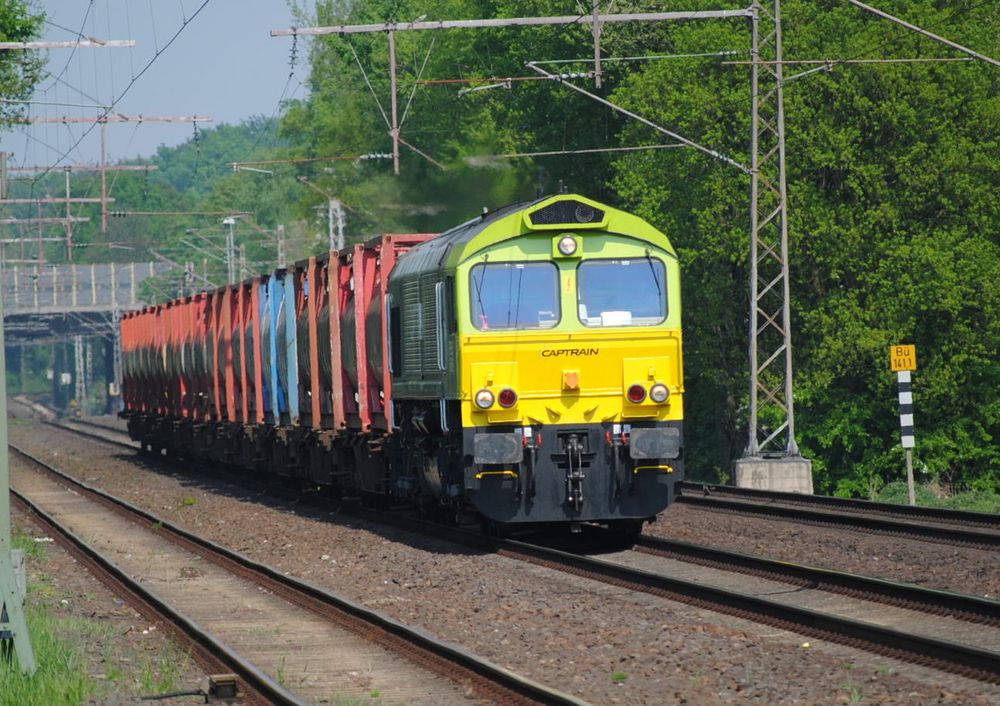 Der "Hoyer-Zug" mit Captrain PB 05 ( 6609)