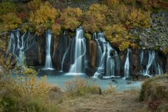 Der Hraunfossar - Wasserfälle ohne Ende