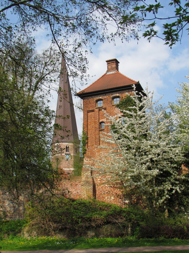 Der Hungerturm in der südlichen Stadtmauer der alten Hansestadt Salzwedel