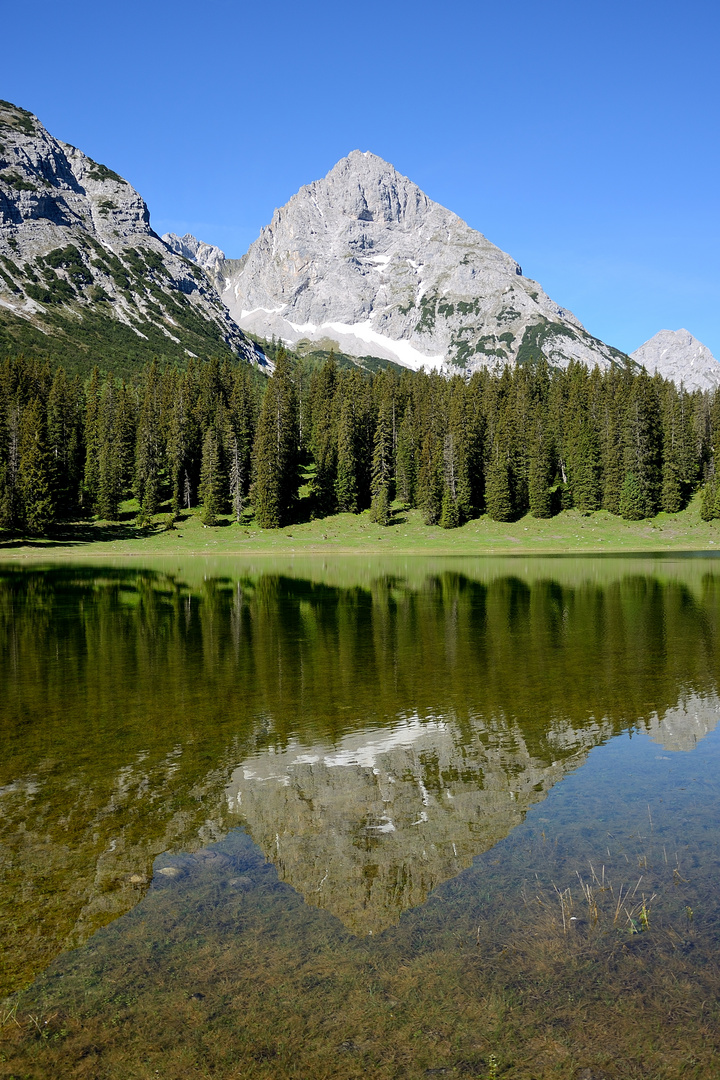 der Igelsee im Gaistal in Tirol