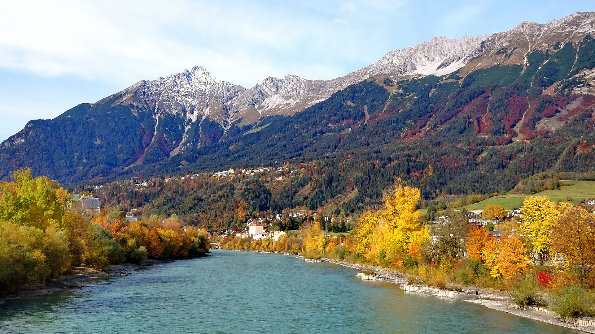 Der Inn und die Nordkette Innsbruck