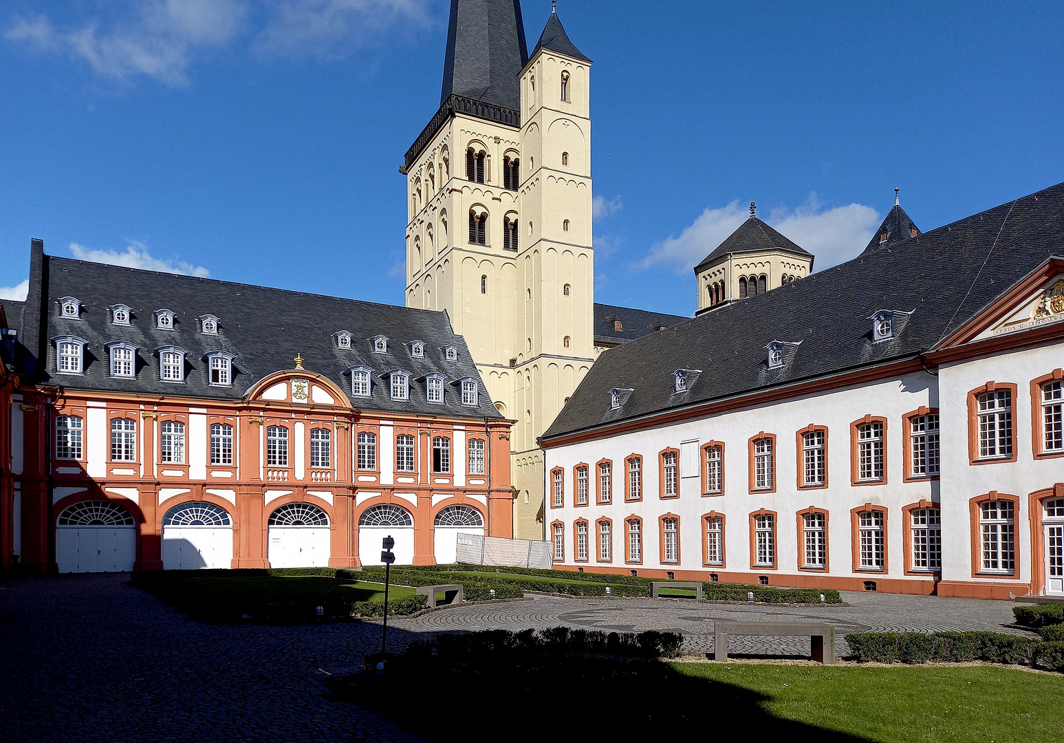 der Innenhof