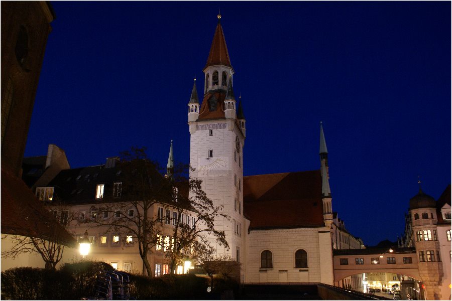 Der Isartorturm in München