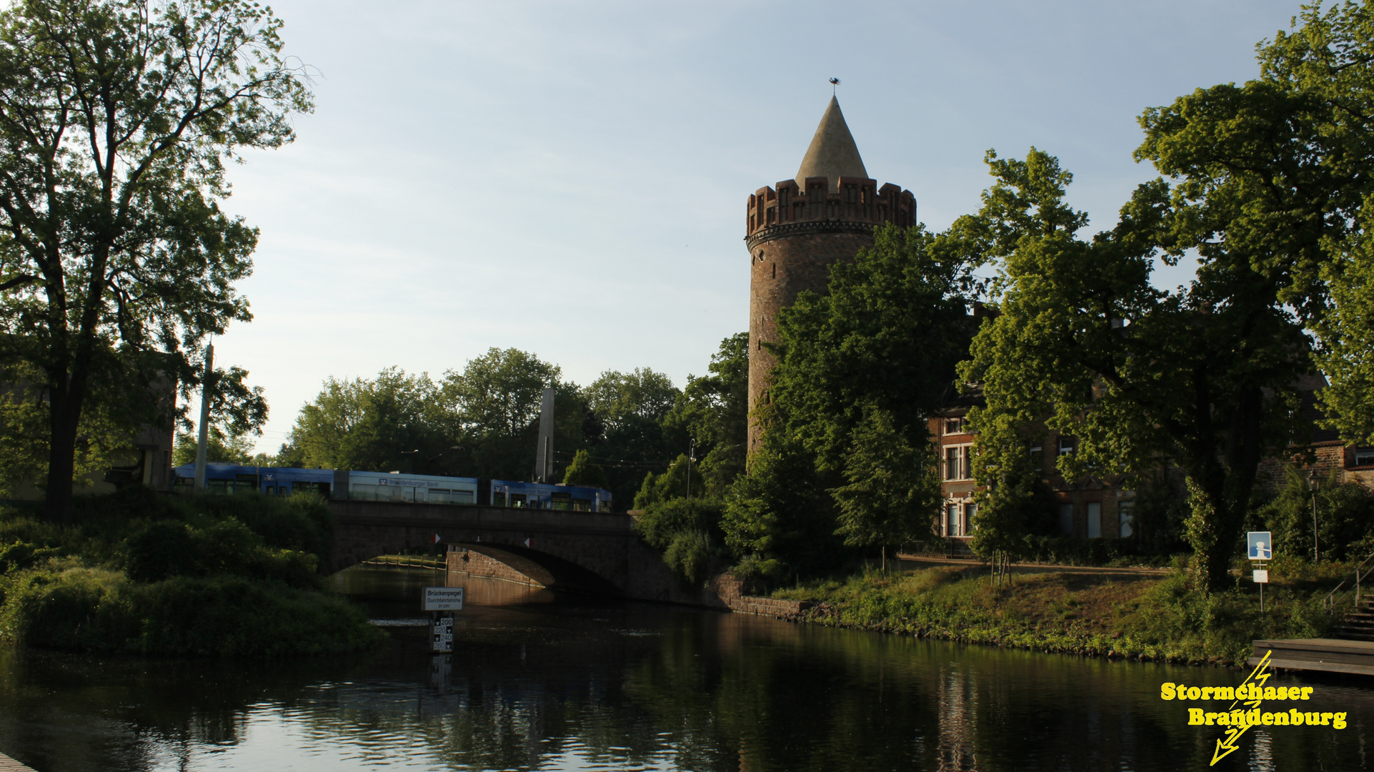 Der Jacobsgraben mit dem Steintorturm