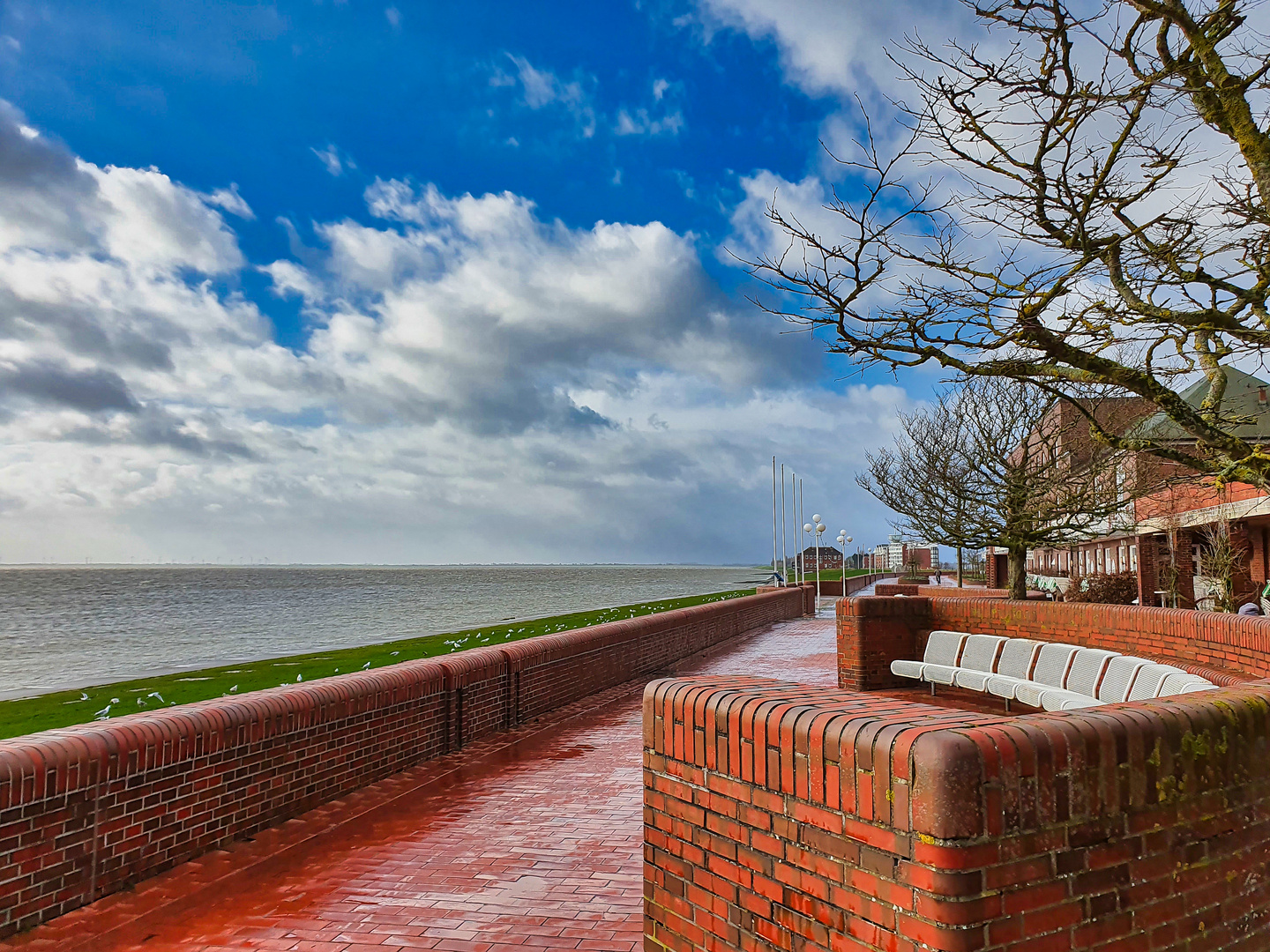 Der Jadebusen bei Wilhelmshaven