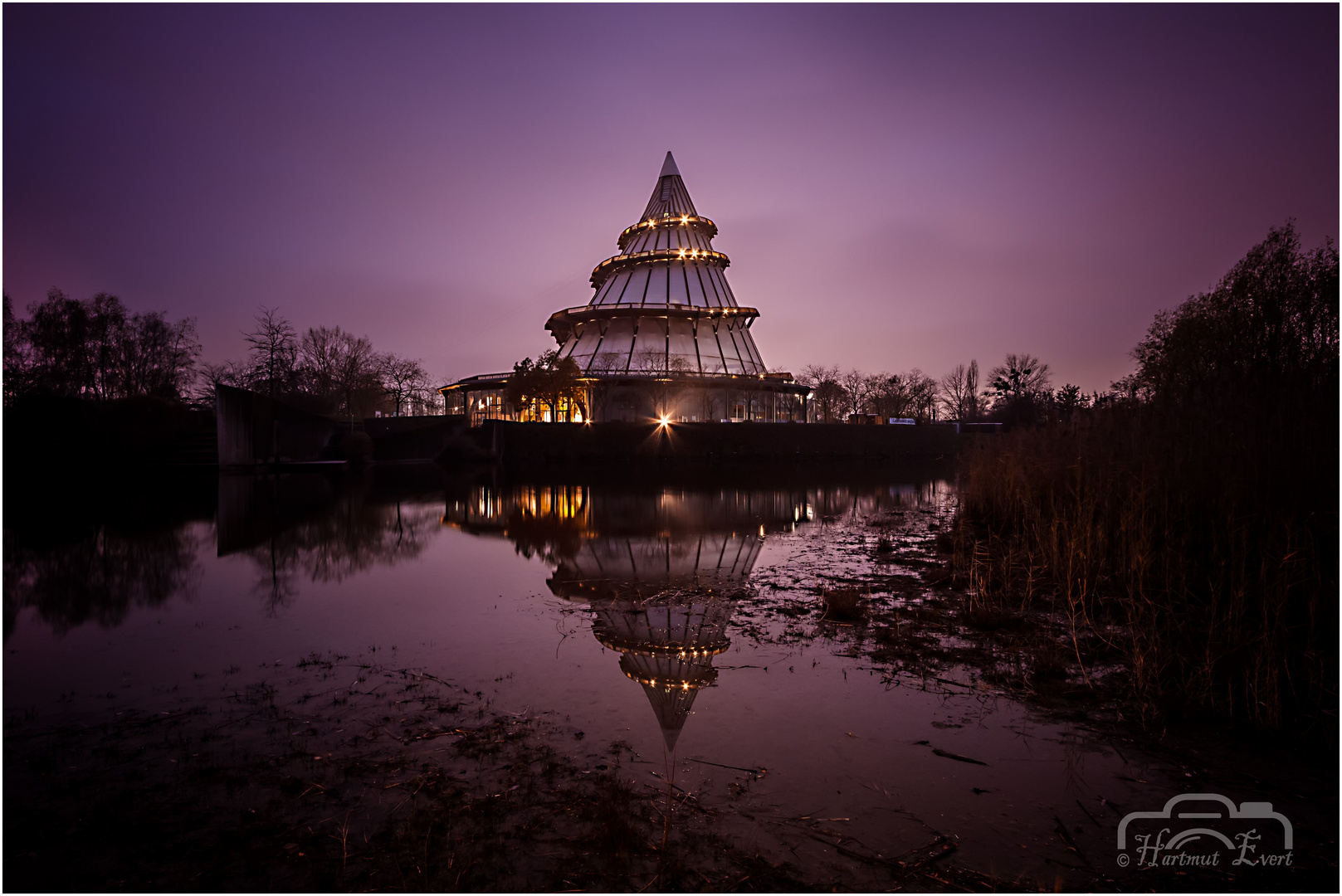 Der Jahrtausendturm.....