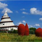 Der Jahrtausendturm im Elbauenpark