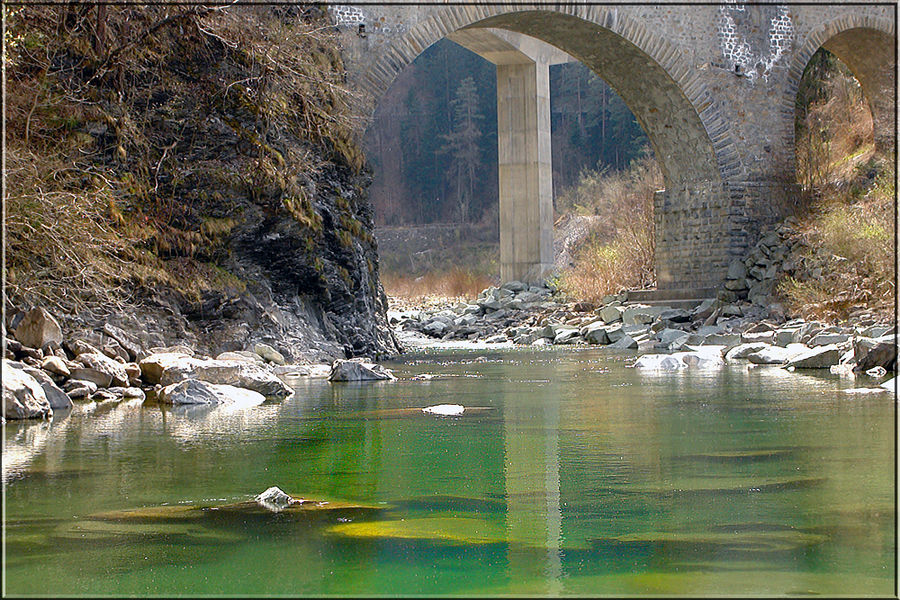 der junge Rhein bei Thusis / GR