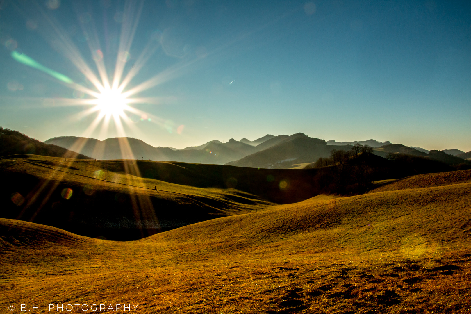 Der Jura im herbstlichen Abendlicht!