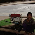 der käptn und sein bootsman,am irrawaddy vor bagan, burma 2011