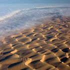 Der kalte Benguelastrom bringt fast jeden Tag den Nebel in die Skelettküste Namibias