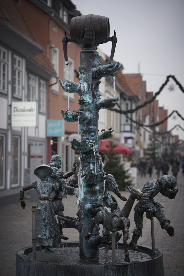 Der Kanzlerbrunnen Lemgo ...