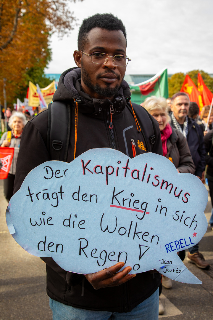 Der Kapitalismus trägt den Krieg in sich