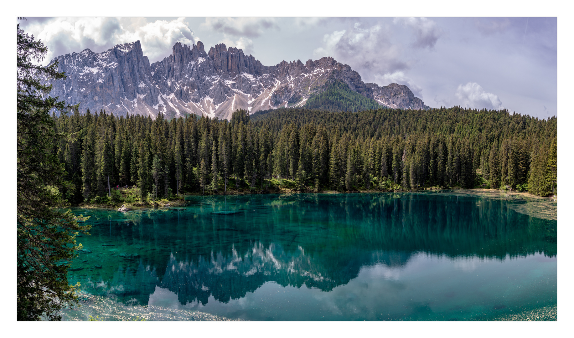 Der Karersee in Südtirol