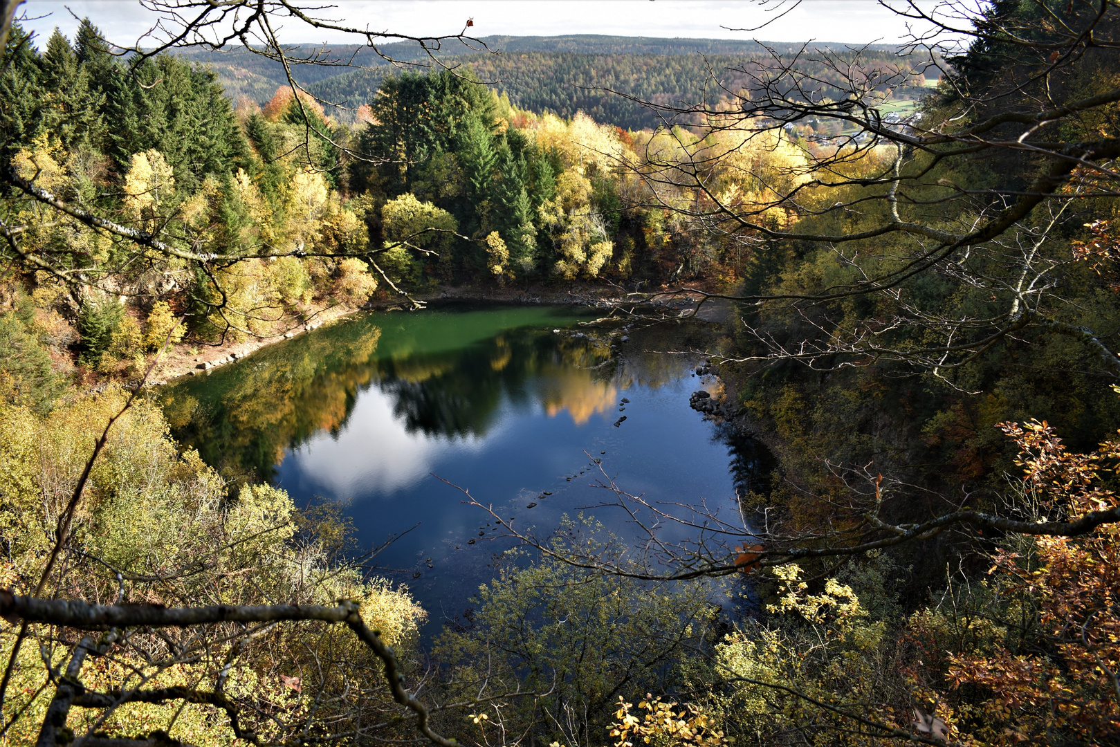 Der Katzenbuckelsee - Spiegeltag - 10.11.2020