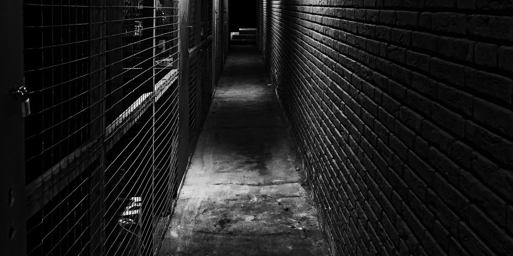 Der Keller Foto & Bild | marode, nacht, lost places Bilder auf