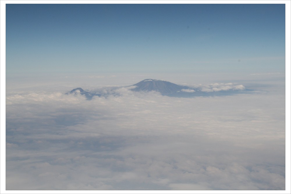 Der Kibo in Wolken