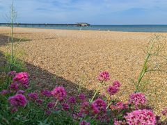 Der Kies-Strand von Deal