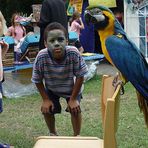 Der Kinderpapagei auf der Kinderexpo Krefeld 2003