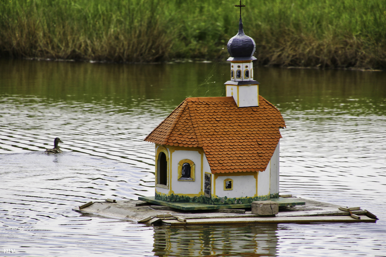 der Kirche den Rücken zukehren