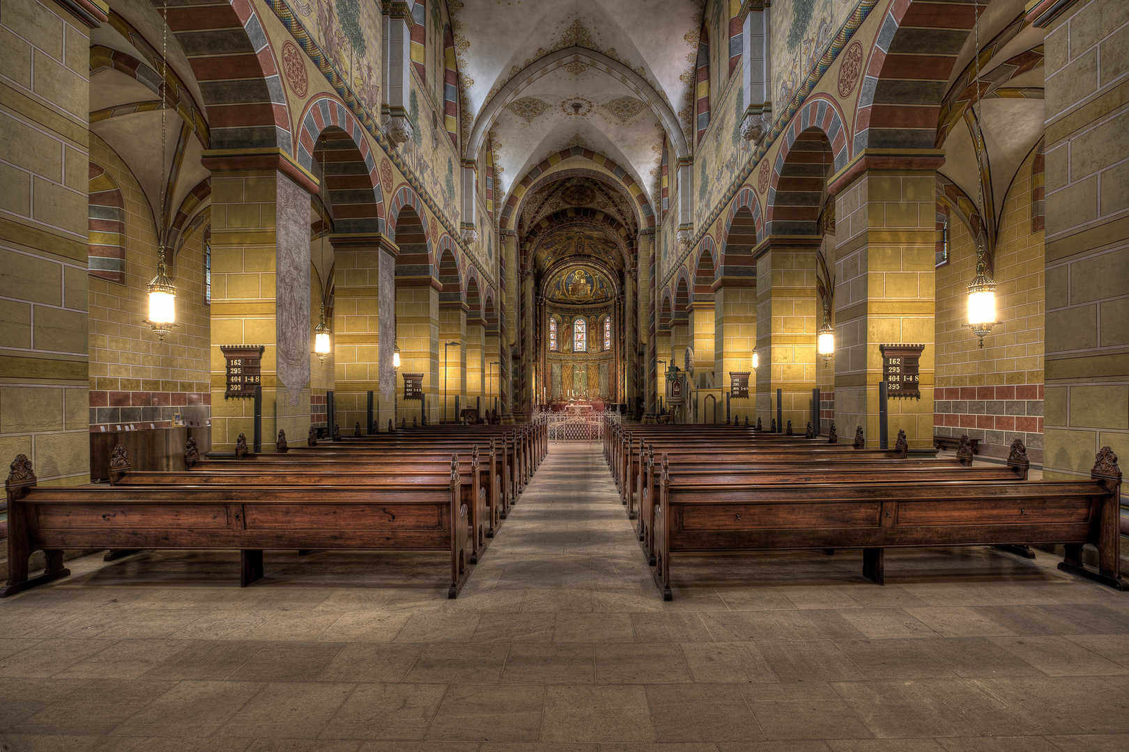 Der Kirchenraum vom Dom Königslutter