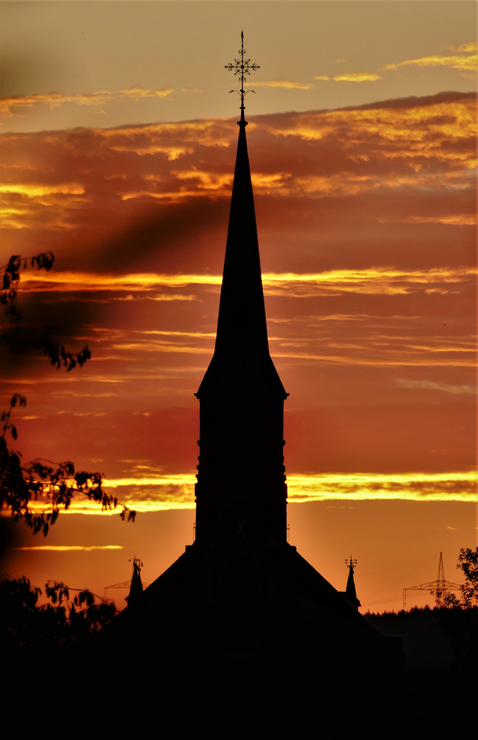 Der Kirchturm der St. Marien Kirche