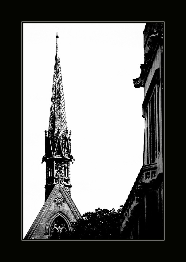 Der Kirchturm vom Exeter College