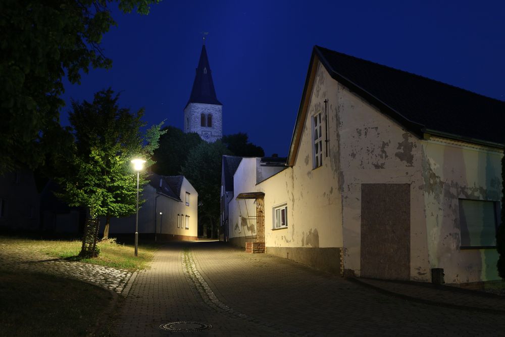 Der Kirchturm von Wolmirsleben Foto & Bild usertreffen