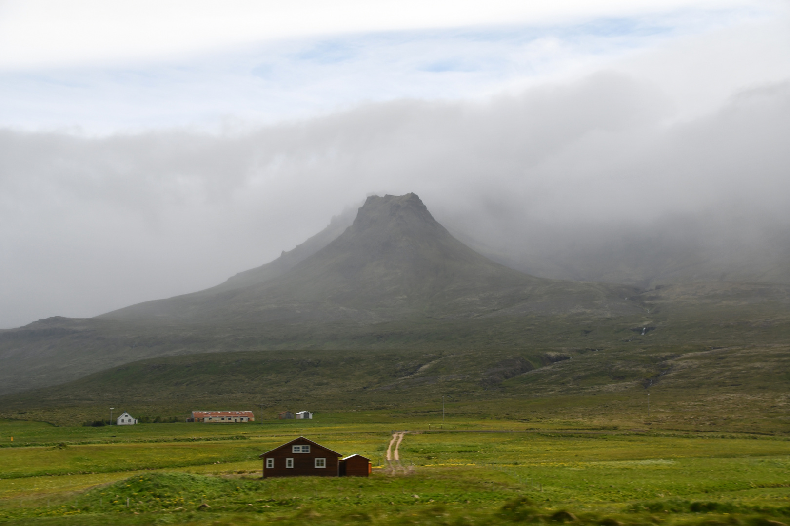 Der Kirkjufell im Westen von Island