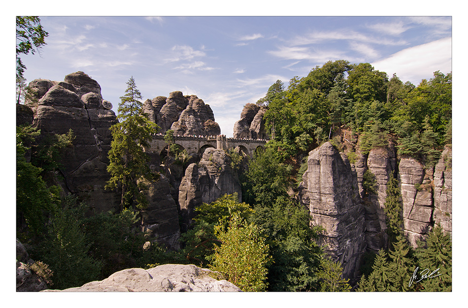 Der Klassiker - Blick zur Basteibrücke