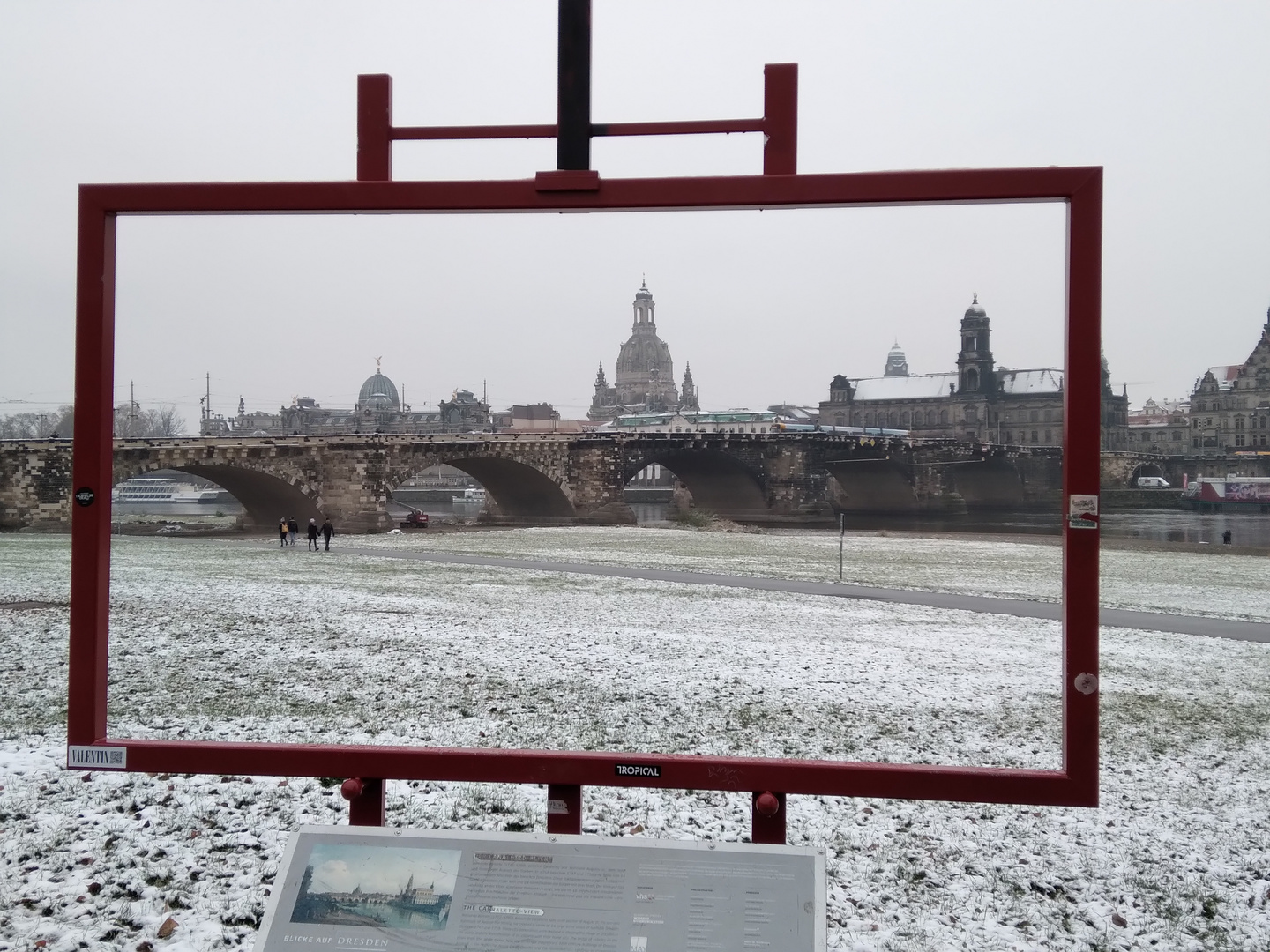 Der klassische Canalettoblick auf Dresden