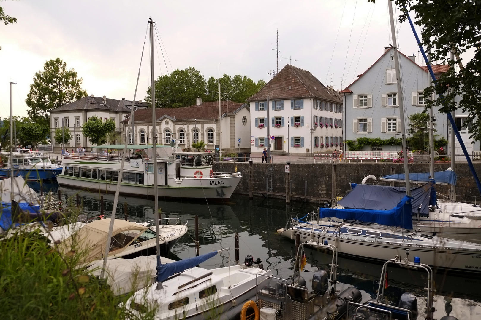 der kleine Bootshafen