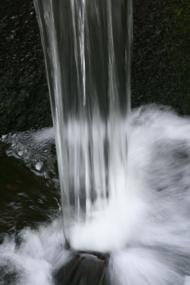 Der kleine Brunnen aus der Nähe