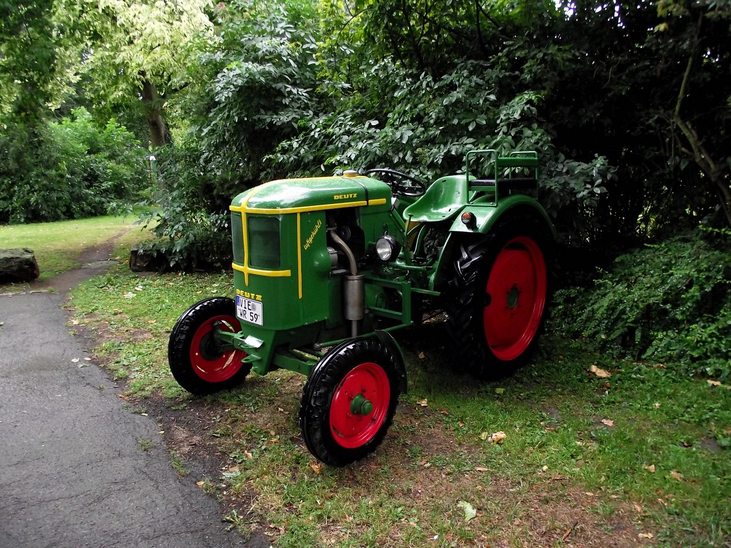 Der kleine Deutz D15 Foto & Bild | industrie und technik, traktoren ...