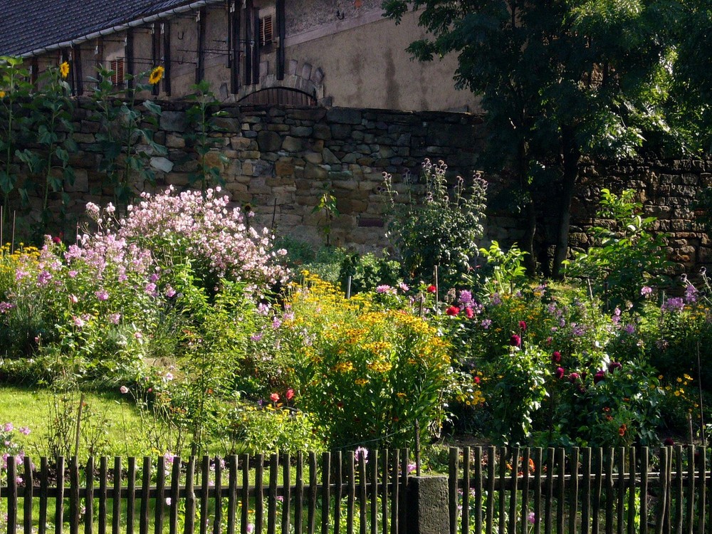Der Kleine Garten Eden Foto Bild Architektur Landliche