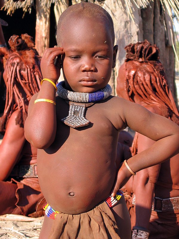 Der kleine "Himba-Häuptling"